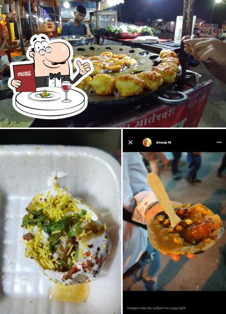 Food at Anupam Chaat Corner