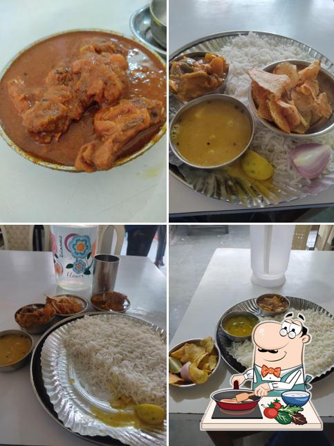 Chicken curry at Hotel Jai Maa
