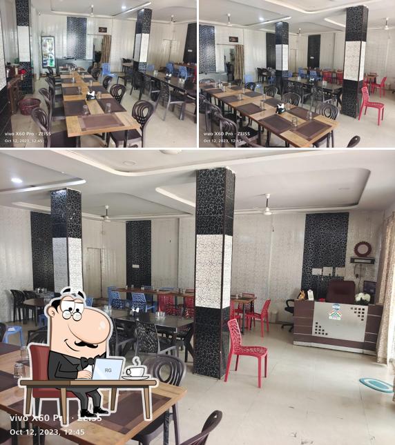 Shree Krishnum Famliy Restaurant