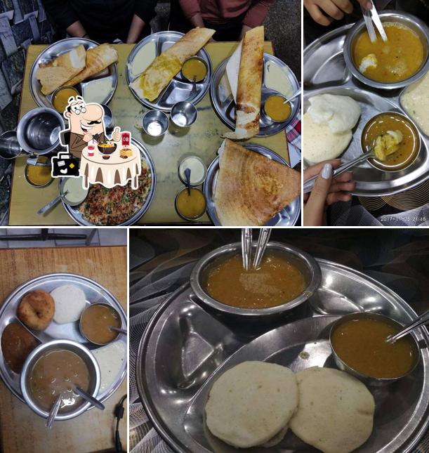 Food at Sunny Fast Food near furniture market