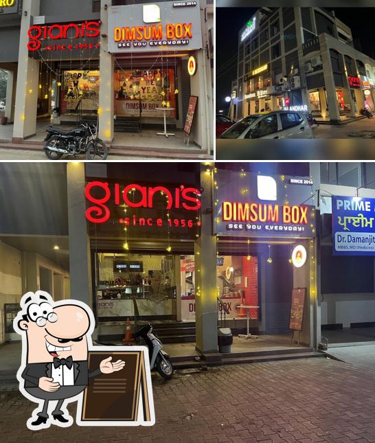 Check out how Dimsum Box looks outside