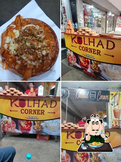 Food at Kulhad Corner