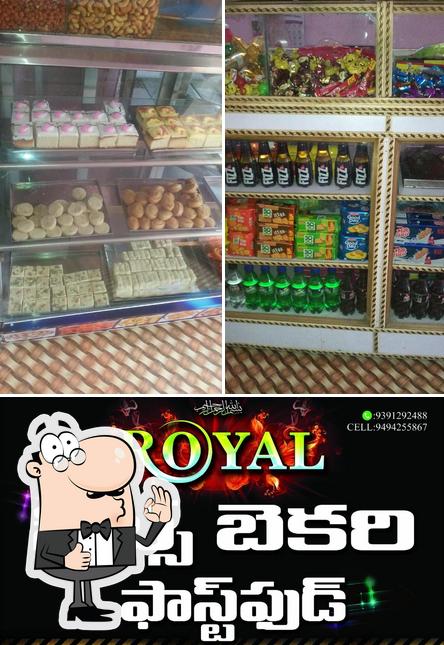 See this picture of ROYAL Juicy and Spicy (bakery, sweets, juices, fastfood)