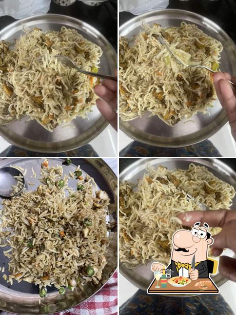 Pad thai at AL - Rahim Rumali Roti & Street Food