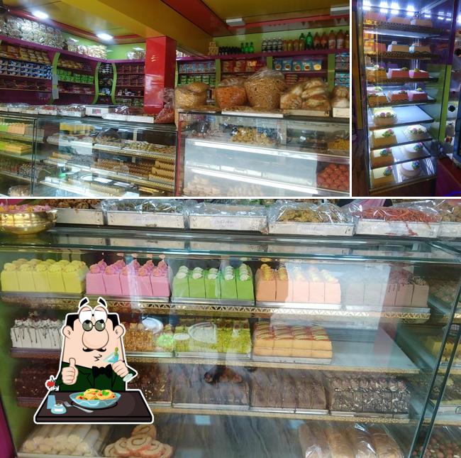 Food at Sri Iyyangar Bakery&sweets