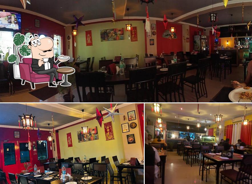 Check out how Rongkup's Lee Restaurant looks inside