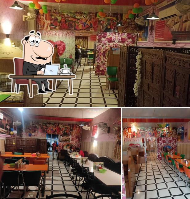 The interior of Pal chicken point Restaurant