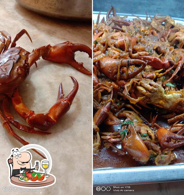 Try out seafood at Babu Hotel