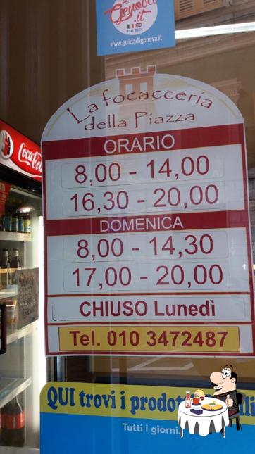 Ordina un hamburger a La Focacceria della Piazza