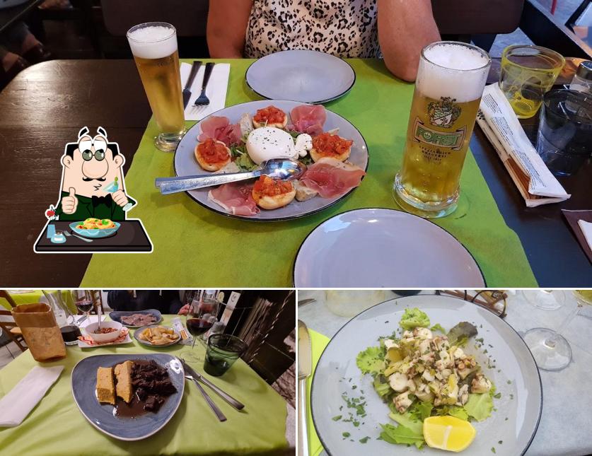 Cibo al Ristorante Tipico Alpino