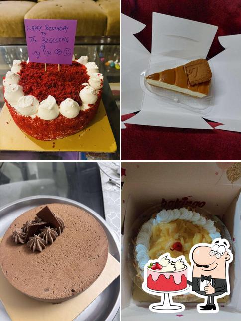 Red velvet cake at Bakingo