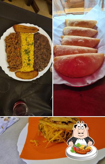 Platti al Guacamaya's Grill Venezuelan Restaurants