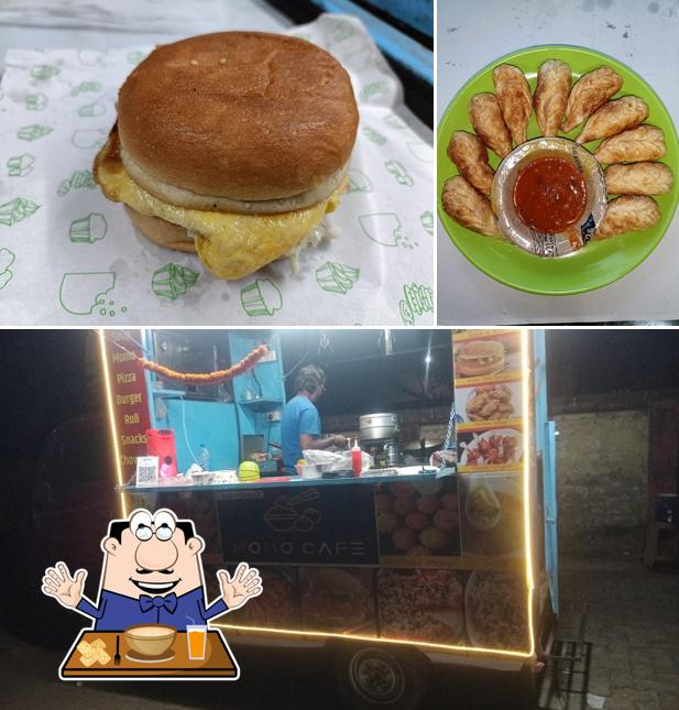 Food at Momo cafe
