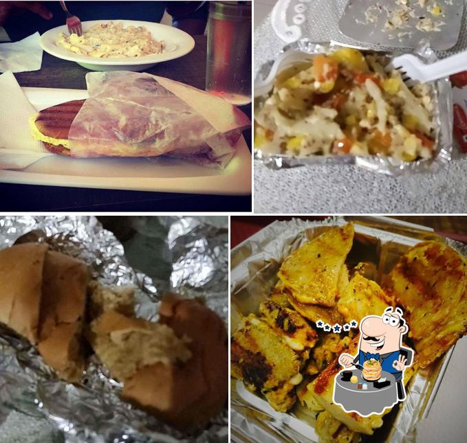 Food at Nukkad Cafe