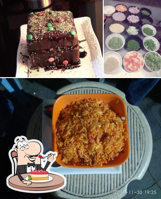 Alankar Chinese Centre serves a number of desserts