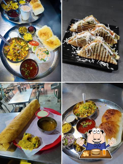 Food at Sudama Bhel & Sharvi Food Court _Tulapur Phata