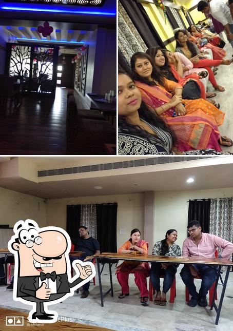 See this picture of Aroma Restaurant