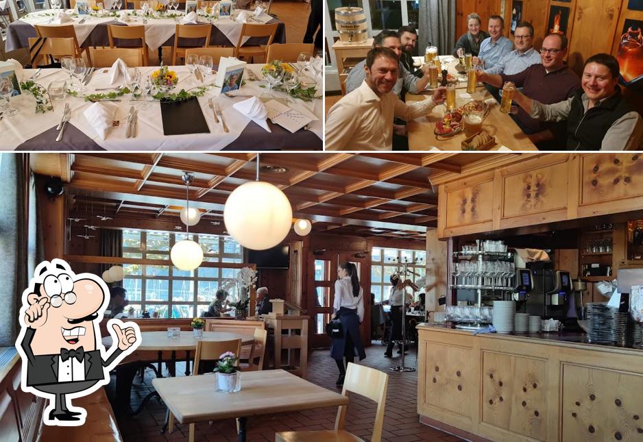 Siediti a un tavolo di Glasi-Restaurant Adler