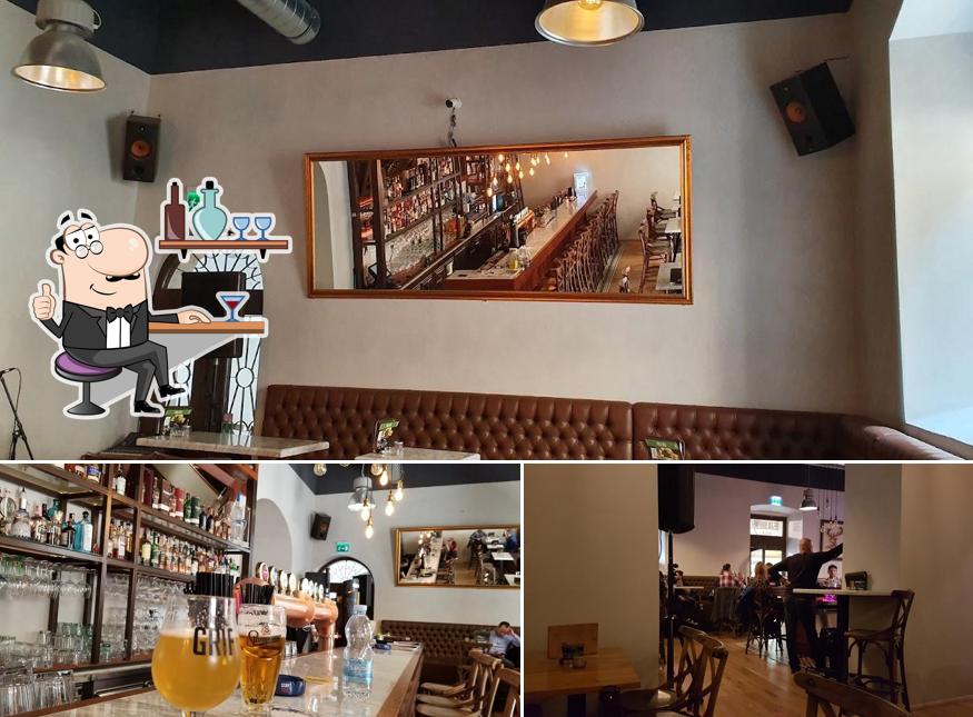 Gli interni di Deja Brew Pub Zadar