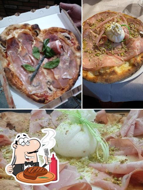 Ordina i un pasto a base di carne a La piazzetta dei sapori