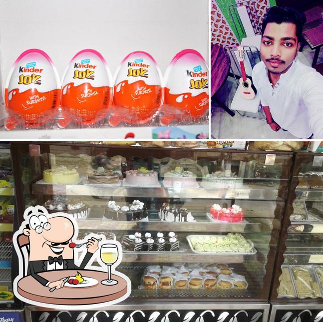 Food at Pranshu Bakers & Restaurant