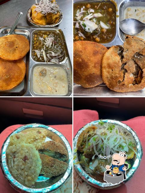 Food at Bachau Lal Khaste