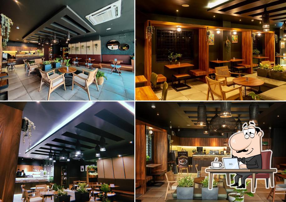 Check out how Café Memoire looks inside