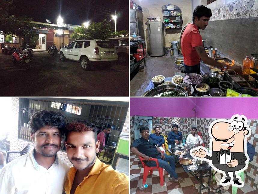 Here's a picture of وشال ہوٹل Hotel Vishal