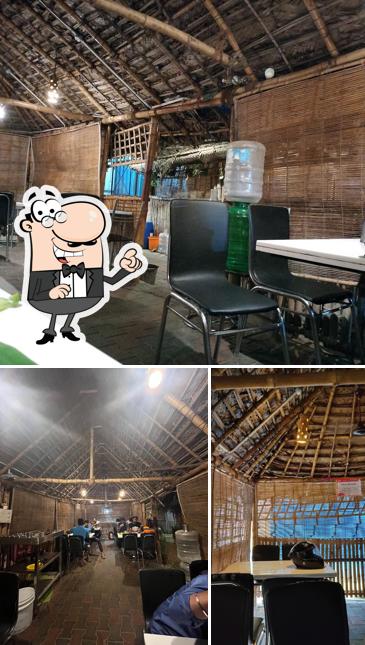 The interior of K Subbu Mukku kadai