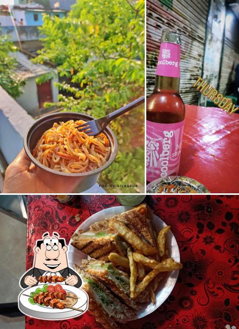 The image of Kathmandu Momos’s food and beer