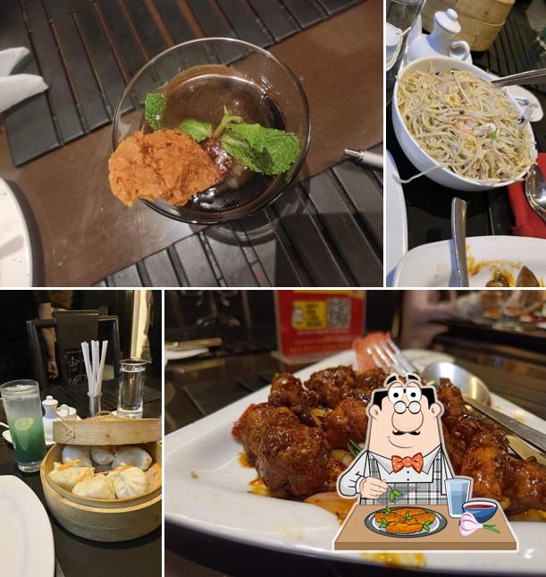 Chicken wings at Chowman (East Of Kailash)