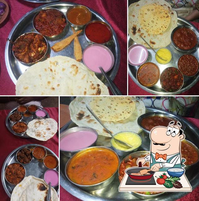 Chicken curry at Morya Bhojanalaya, Sangli