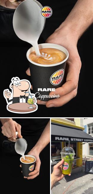 Latte macchiato al Rare Street Coffee