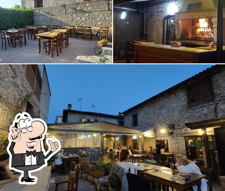 Siediti a un tavolo di LA LOCOMOTIVA pizzeria