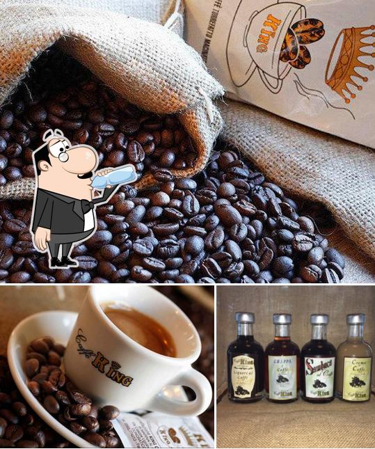 Prova un drink dal menu