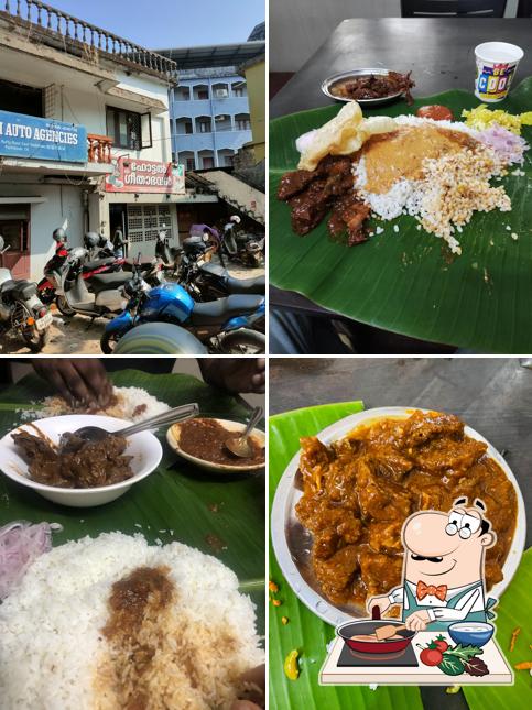 Chicken curry at Hotel New Geetha Bhavan