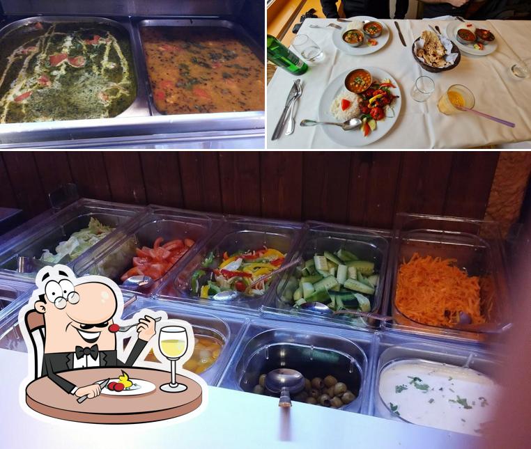 Cibo al TandoorHaus Restaurant