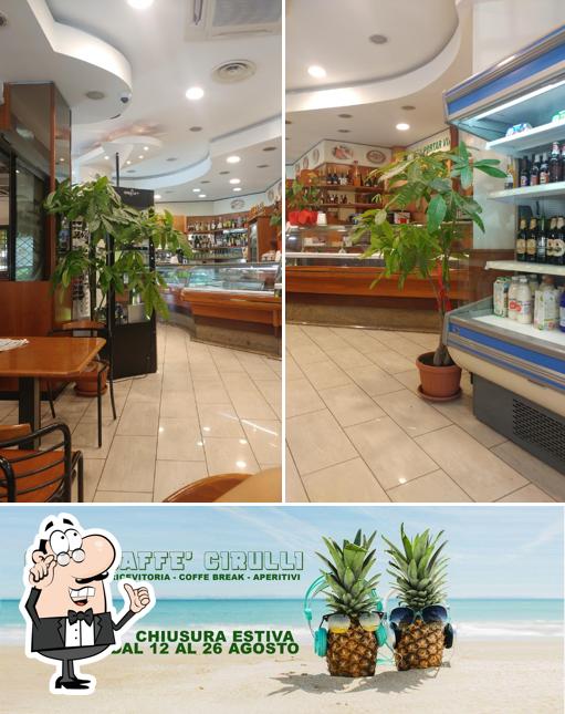 Tra le diverse cose da Gran Caffè Cirulli - Bar Tabaccheria Ricevitoria Colle Salario Fidene si possono trovare la interni e cibo