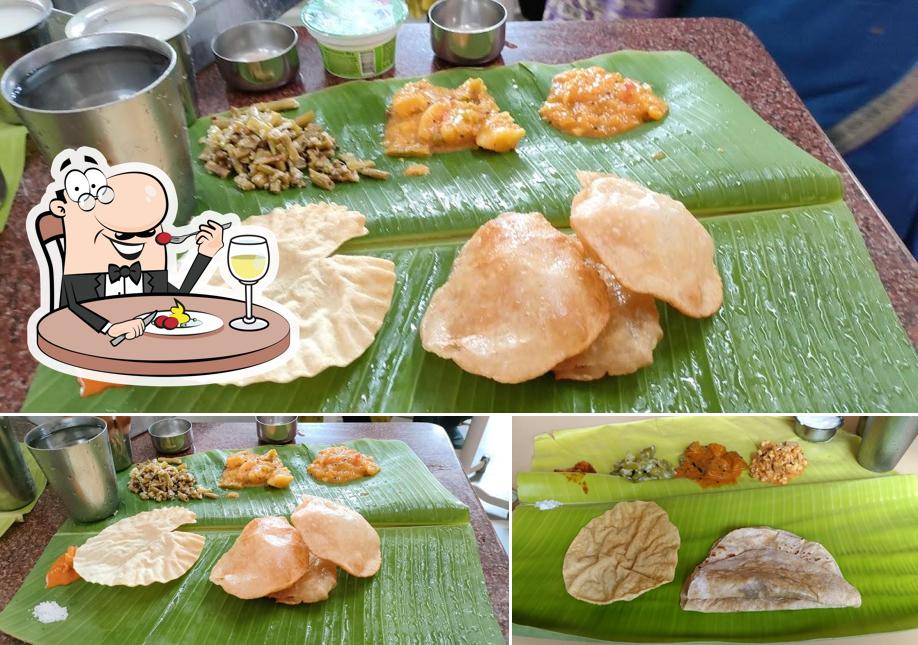 Food at Udipi Shri Krishna Boarding