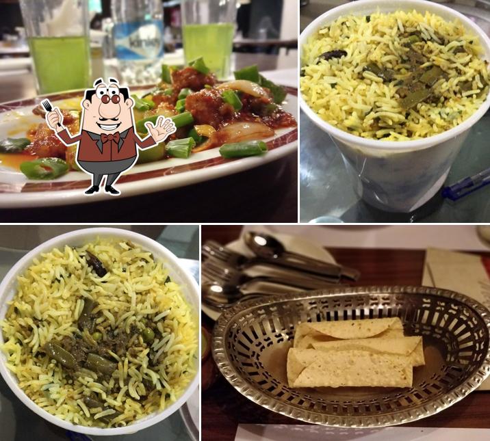 Meals at 10th Mile - Restaurant - Banquet Hall