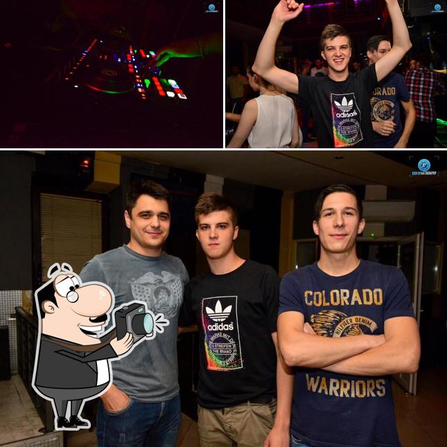 Vedi questa foto di Club The Best