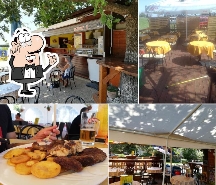 Gli interni di Fast food Gnam Gnam