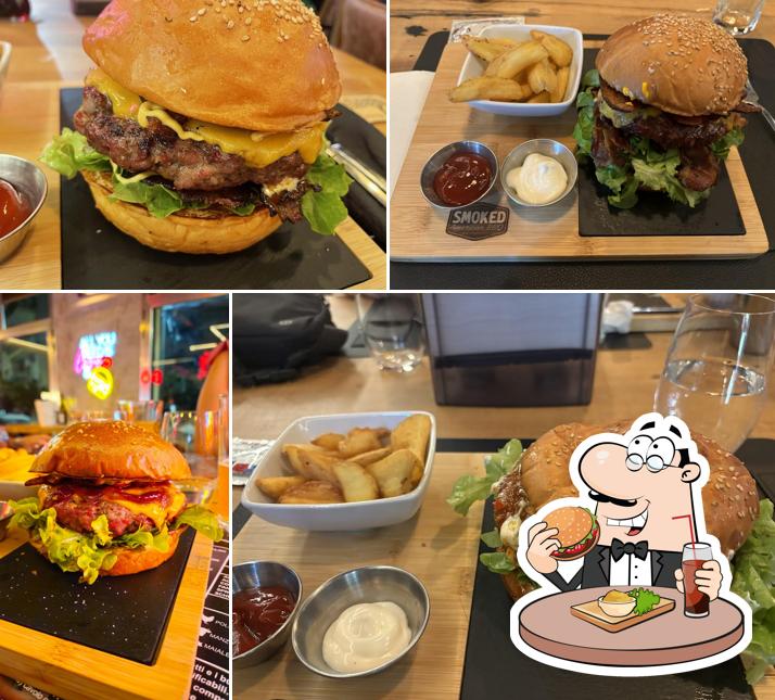 Gli hamburger di Smoked American BBQ - Steakhouse & Hamburger potranno soddisfare molti gusti diversi