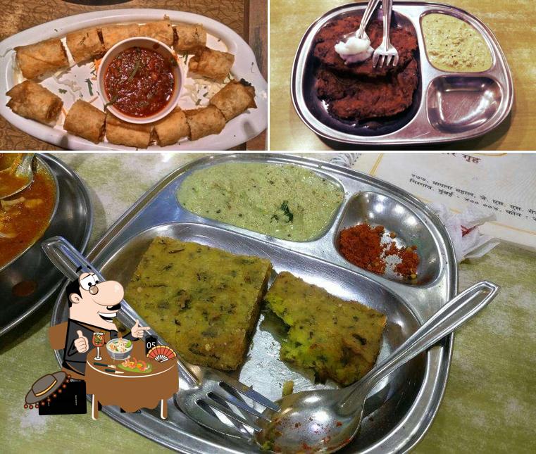 Food at Sujata UpharGraha
