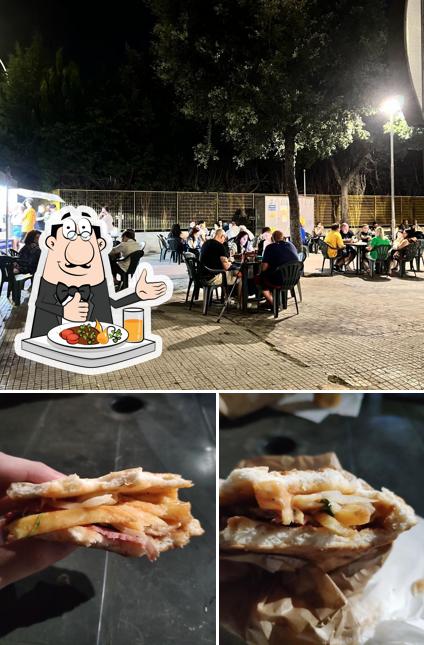 Questa è la foto che mostra la cibo e interni di La Pagnotta