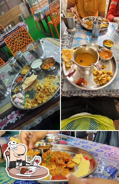 Get meat meals at New Ramdev dhaba