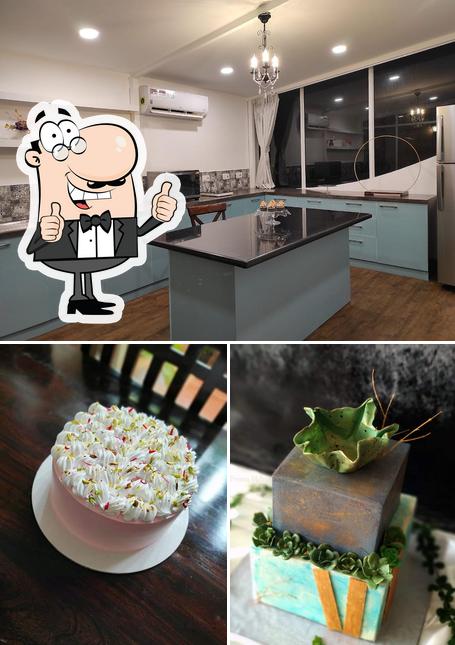 See this image of SugarFlowers Cakes