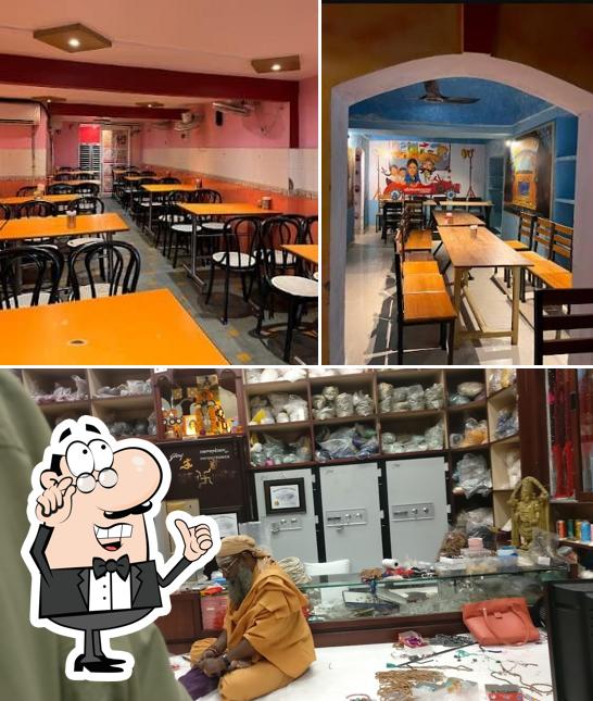 Check out how Hoshiyarpuri looks inside