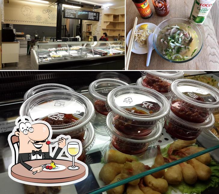 La foto di cibo e esterno da Bêp Viêt