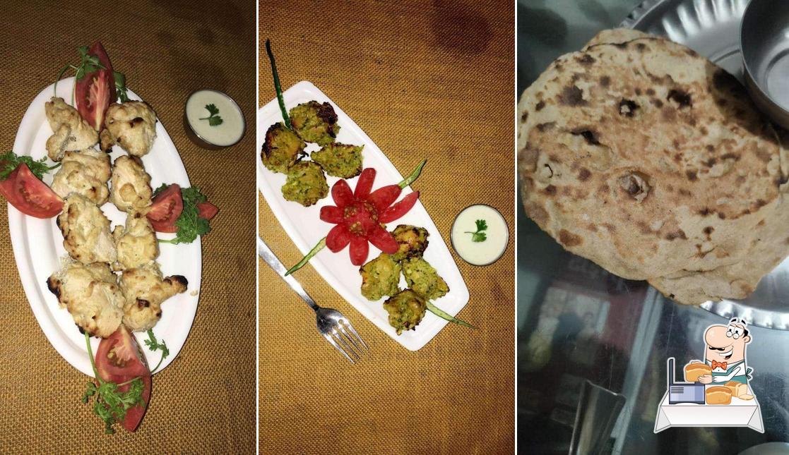 Garlic bread at Bhatia's Kitchen